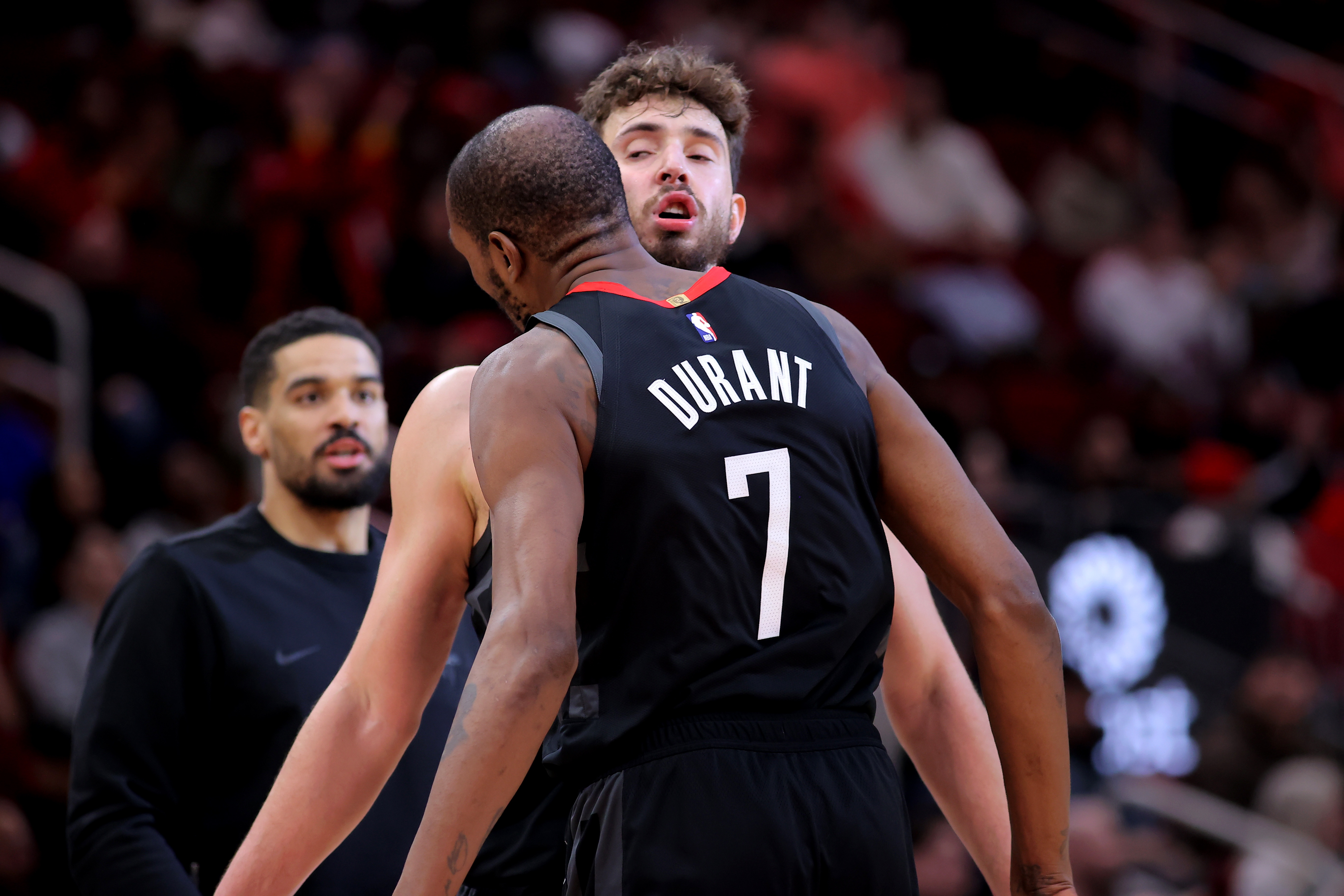 亚博体育官网-KD谈35次助攻：让每个人都参与了进来 才是我们需要打出的篮球